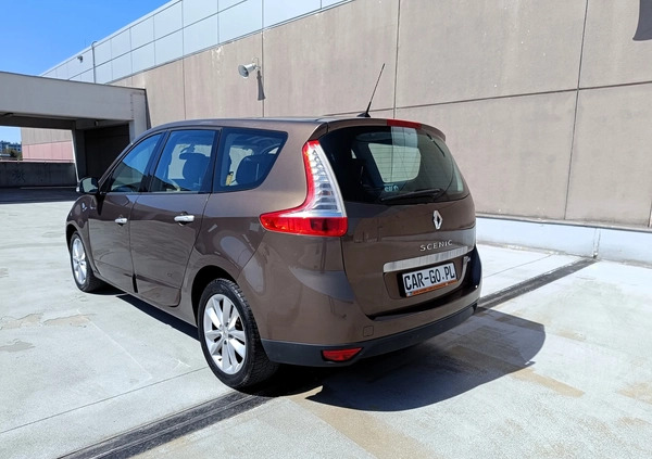 Renault Scenic cena 26300 przebieg: 245000, rok produkcji 2010 z Piaseczno małe 79